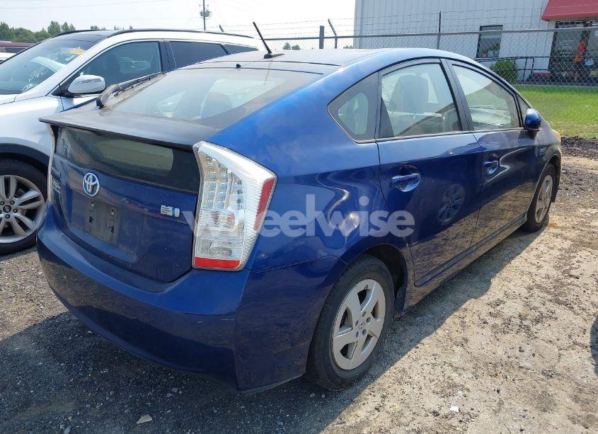 Photo 4 of 2010 Toyota Prius II (VIN JTDKN3DU0A0161099)
