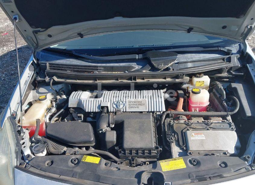 Photo 10 of 2010 Toyota Prius III (VIN JTDKN3DU0A0180641)