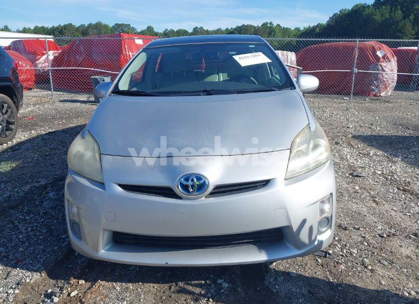 Photo 6 of 2010 Toyota Prius III (VIN JTDKN3DU0A0180641)