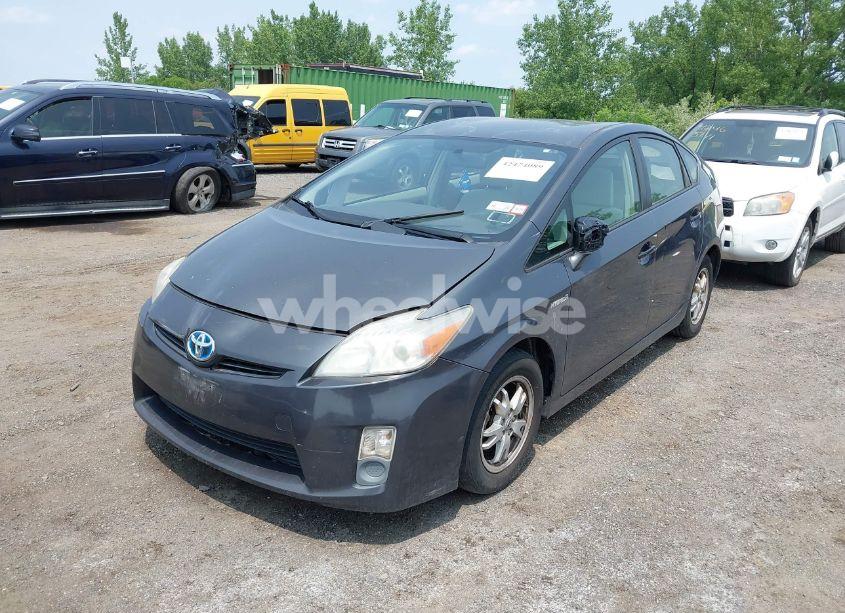 Photo 2 of 2010 Toyota Prius I/II/III/IV/V (VIN JTDKN3DU0A0229935)