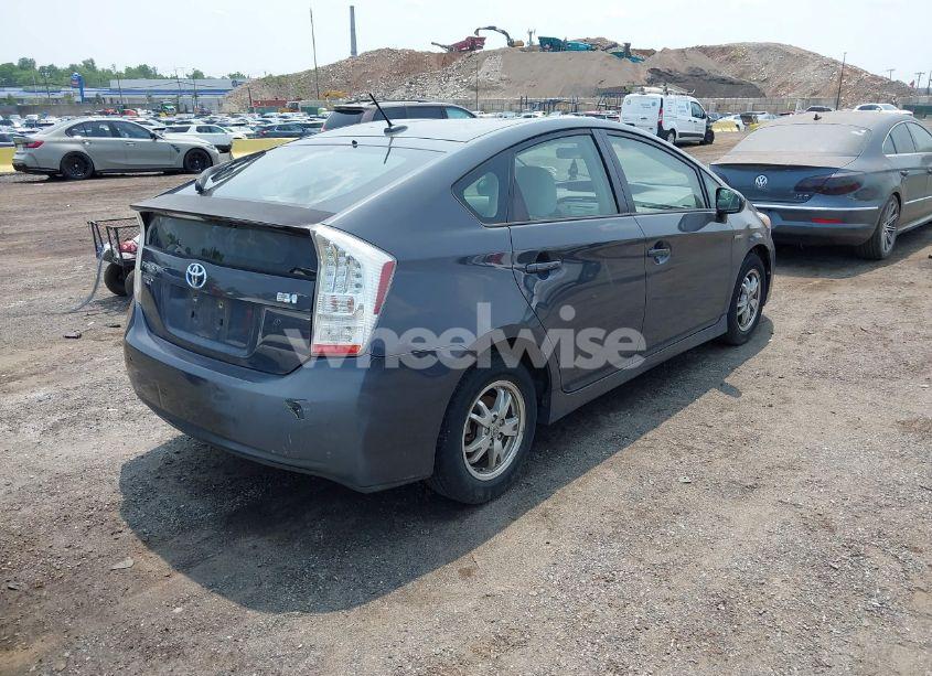 Photo 4 of 2010 Toyota Prius I/II/III/IV/V (VIN JTDKN3DU0A0229935)
