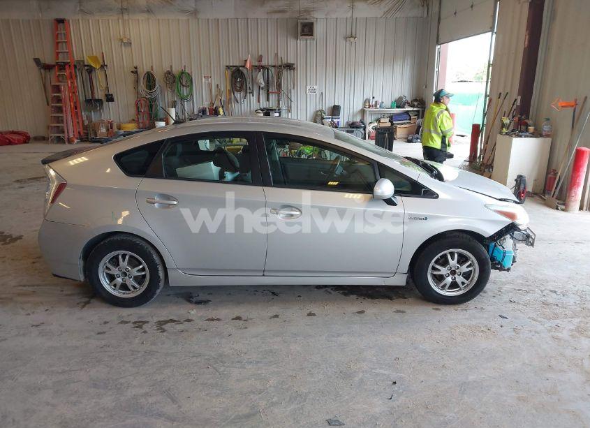 Photo 13 of 2010 Toyota Prius I/II/III/IV/V (VIN JTDKN3DU0A0234455)