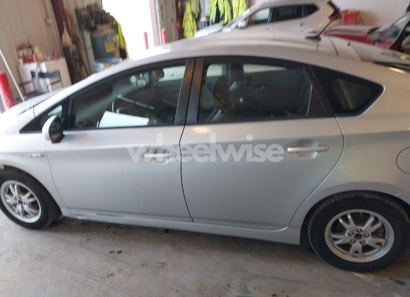 Photo 14 of 2010 Toyota Prius I/II/III/IV/V (VIN JTDKN3DU0A0234455)