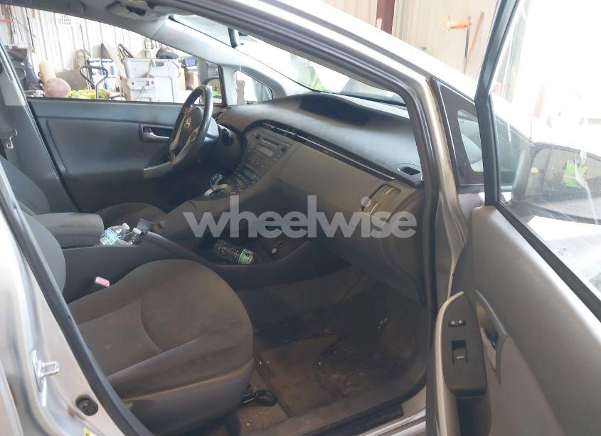 Photo 5 of 2010 Toyota Prius I/II/III/IV/V (VIN JTDKN3DU0A0234455)