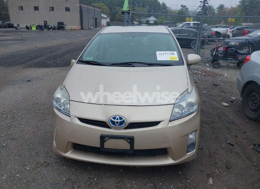Photo 12 of 2010 Toyota Prius III (VIN JTDKN3DU0A1034623)