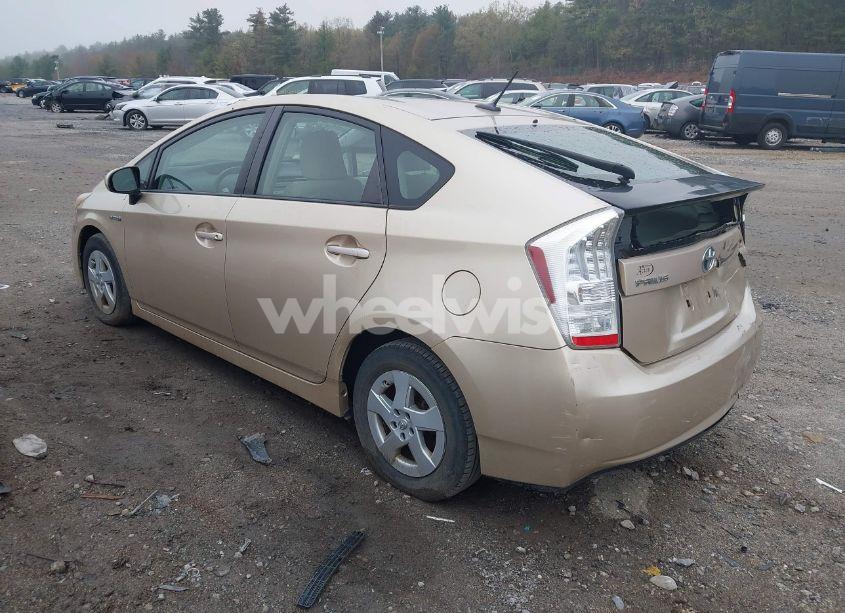 Photo 3 of 2010 Toyota Prius III (VIN JTDKN3DU0A1034623)