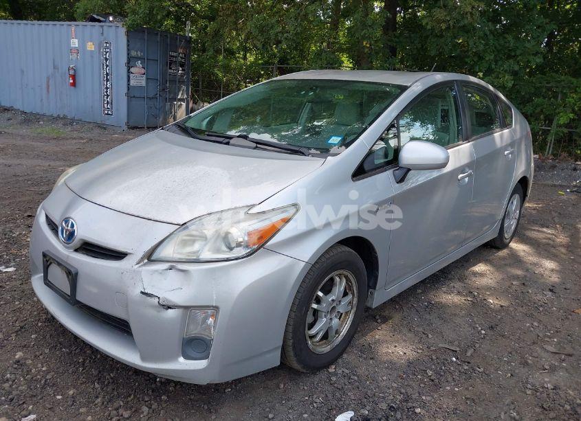 Photo 2 of 2010 Toyota Prius II (VIN JTDKN3DU0A1274903)