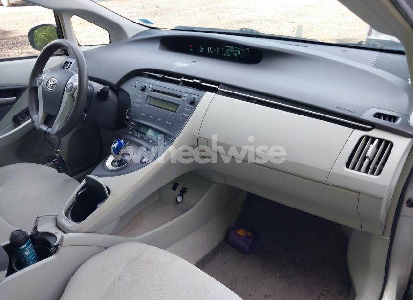 Photo 5 of 2010 Toyota Prius II (VIN JTDKN3DU0A1274903)