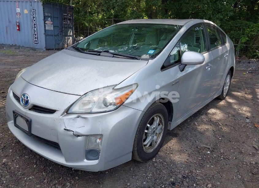 Photo 6 of 2010 Toyota Prius II (VIN JTDKN3DU0A1274903)