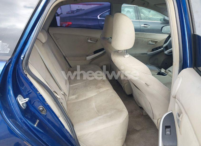 Photo 8 of 2010 Toyota Prius III (VIN JTDKN3DU0A1301985)