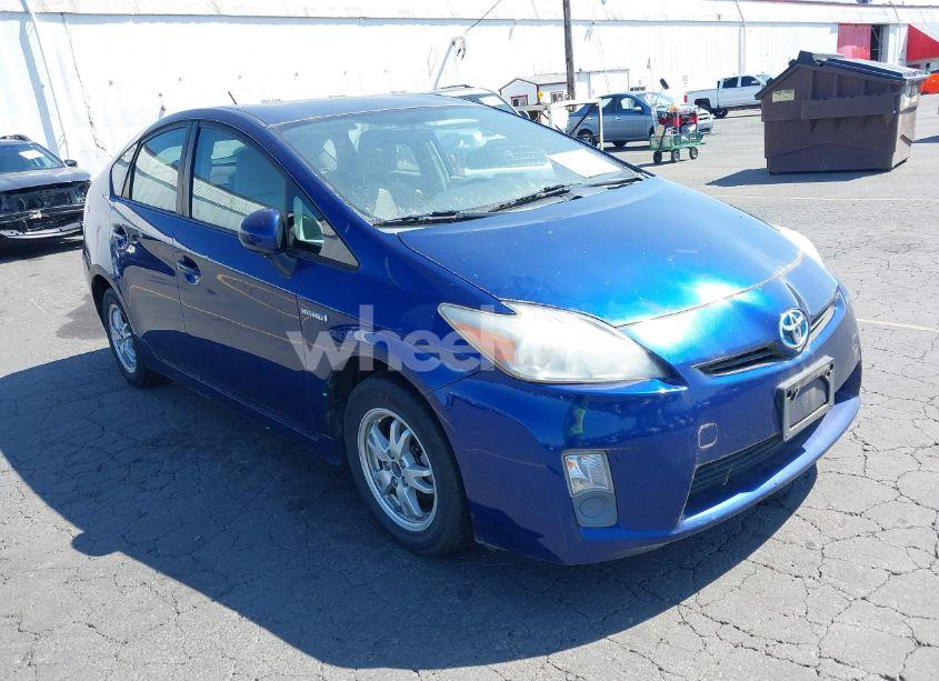 2011 Toyota Prius TWO (VIN JTDKN3DU0B0253881) main photo