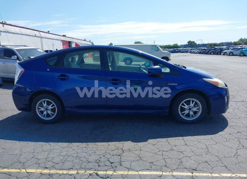 Photo 13 of 2011 Toyota Prius TWO (VIN JTDKN3DU0B0253881)