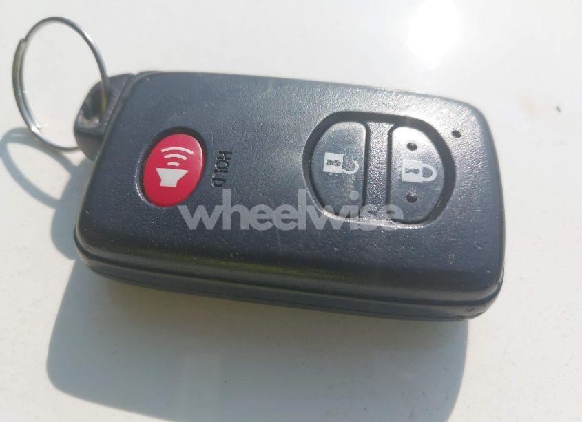 Photo 11 of 2011 Toyota Prius TWO (VIN JTDKN3DU0B0267781)