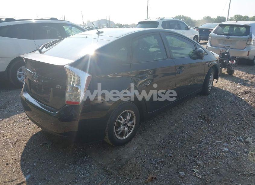 Photo 4 of 2011 Toyota Prius TWO (VIN JTDKN3DU0B0267781)