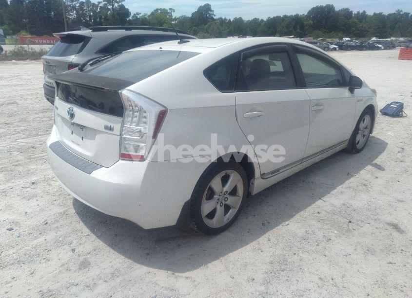 Photo 4 of 2011 Toyota Prius FIVE (VIN JTDKN3DU0B0300472)