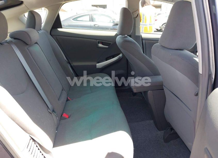 Photo 8 of 2011 Toyota Prius TWO (VIN JTDKN3DU0B0321239)