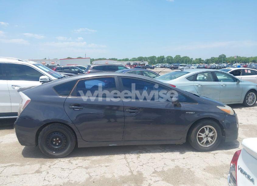 Photo 12 of 2011 Toyota Prius TWO (VIN JTDKN3DU0B1358821)