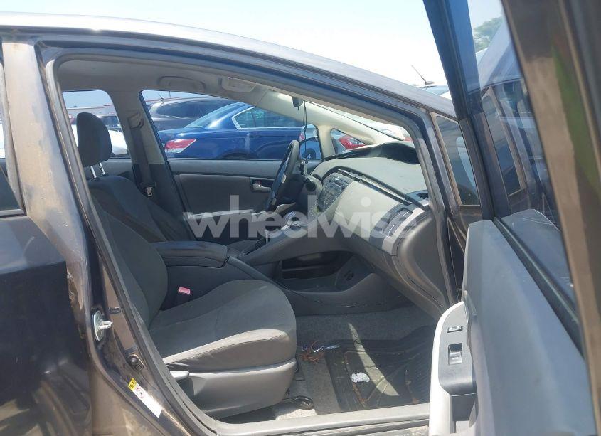 Photo 5 of 2011 Toyota Prius TWO (VIN JTDKN3DU0B1358821)