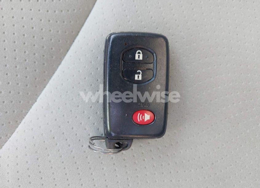 Photo 11 of 2011 Toyota Prius TWO (VIN JTDKN3DU0B1379779)