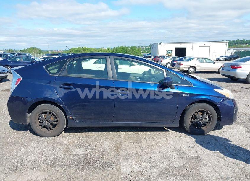 Photo 12 of 2012 Toyota Prius THREE (VIN JTDKN3DU0C1541637)