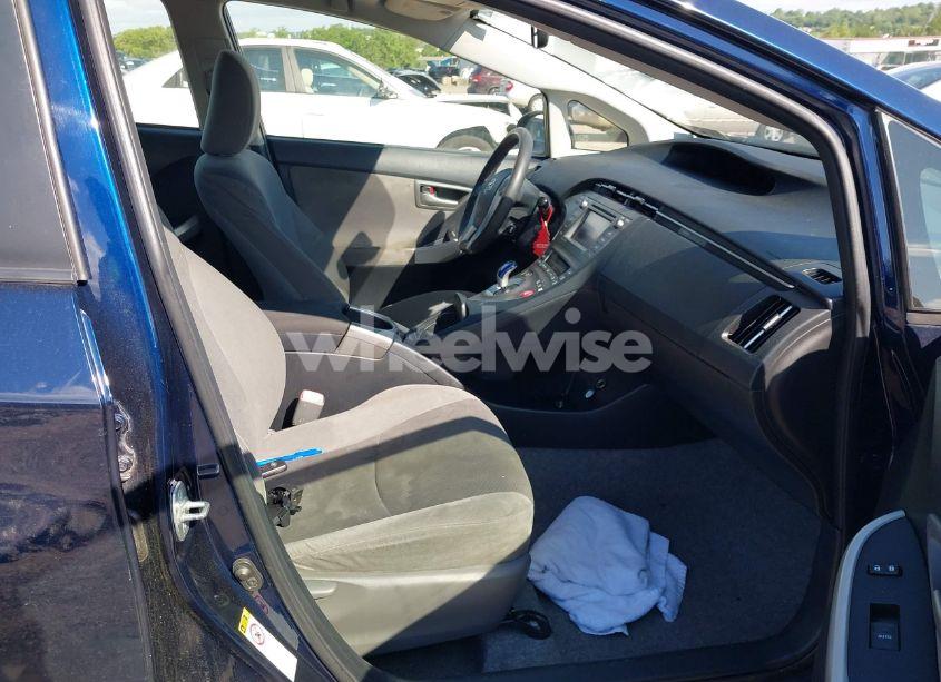 Photo 5 of 2012 Toyota Prius THREE (VIN JTDKN3DU0C1541637)