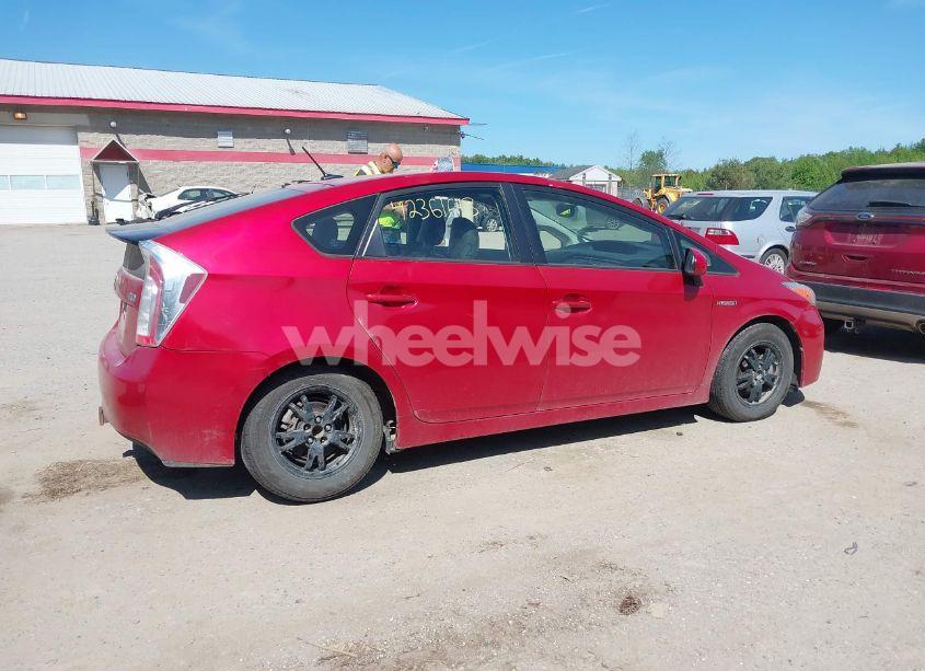 Photo 13 of 2012 Toyota Prius FOUR (VIN JTDKN3DU0C1607586)