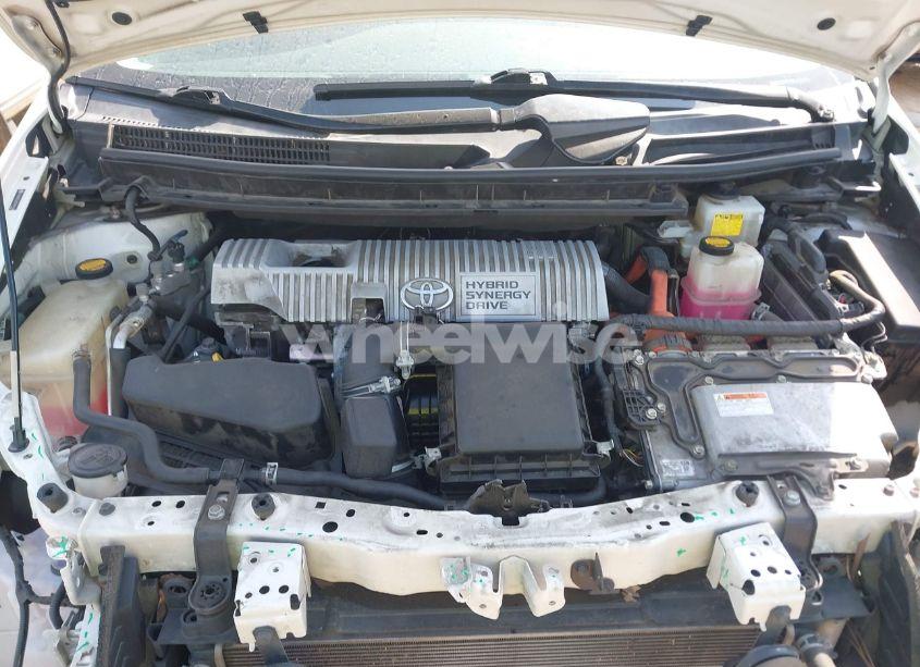 Photo 10 of 2012 Toyota Prius FOUR (VIN JTDKN3DU0C5454748)