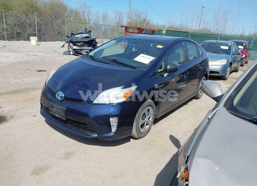 Photo 2 of 2013 Toyota Prius FOUR (VIN JTDKN3DU0D0351571)