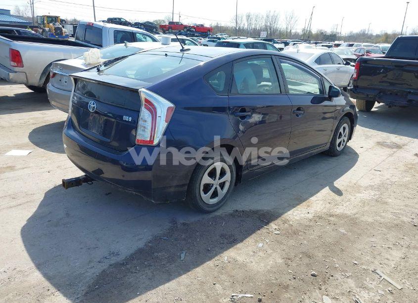 Photo 4 of 2013 Toyota Prius FOUR (VIN JTDKN3DU0D0351571)