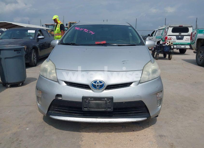 Photo 12 of 2013 Toyota Prius THREE (VIN JTDKN3DU0D1621862)