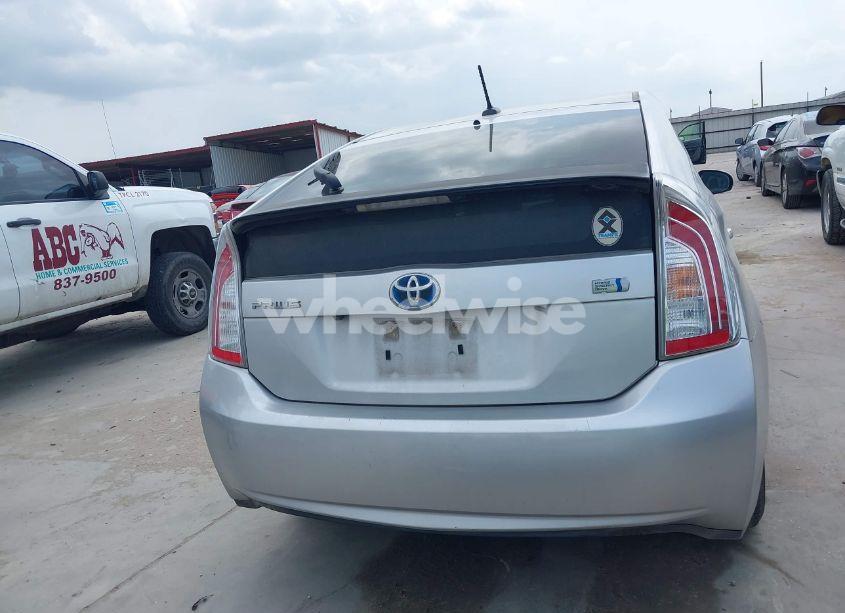 Photo 16 of 2013 Toyota Prius THREE (VIN JTDKN3DU0D1621862)