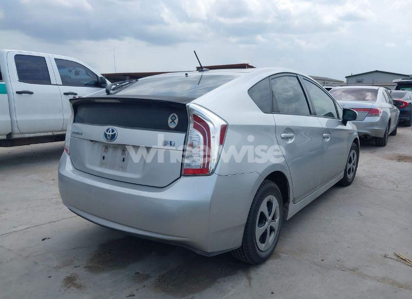 Photo 4 of 2013 Toyota Prius THREE (VIN JTDKN3DU0D1621862)