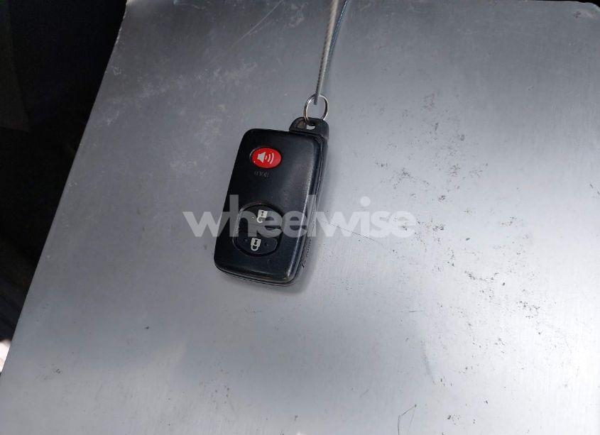 Photo 11 of 2013 Toyota Prius PERSONA (VIN JTDKN3DU0D1664713)