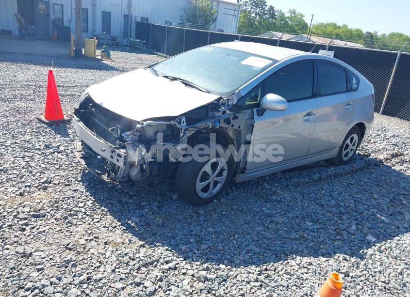 Photo 2 of 2013 Toyota Prius THREE (VIN JTDKN3DU0D1688705)
