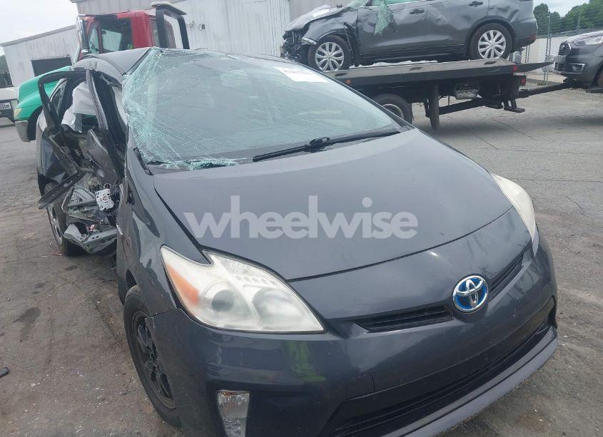 2013 Toyota Prius TWO (VIN JTDKN3DU0D5602737) main photo
