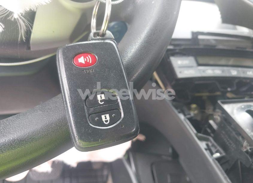 Photo 11 of 2013 Toyota Prius TWO (VIN JTDKN3DU0D5602737)