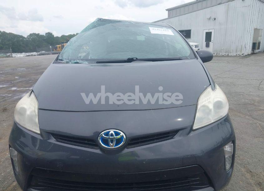 Photo 12 of 2013 Toyota Prius TWO (VIN JTDKN3DU0D5602737)