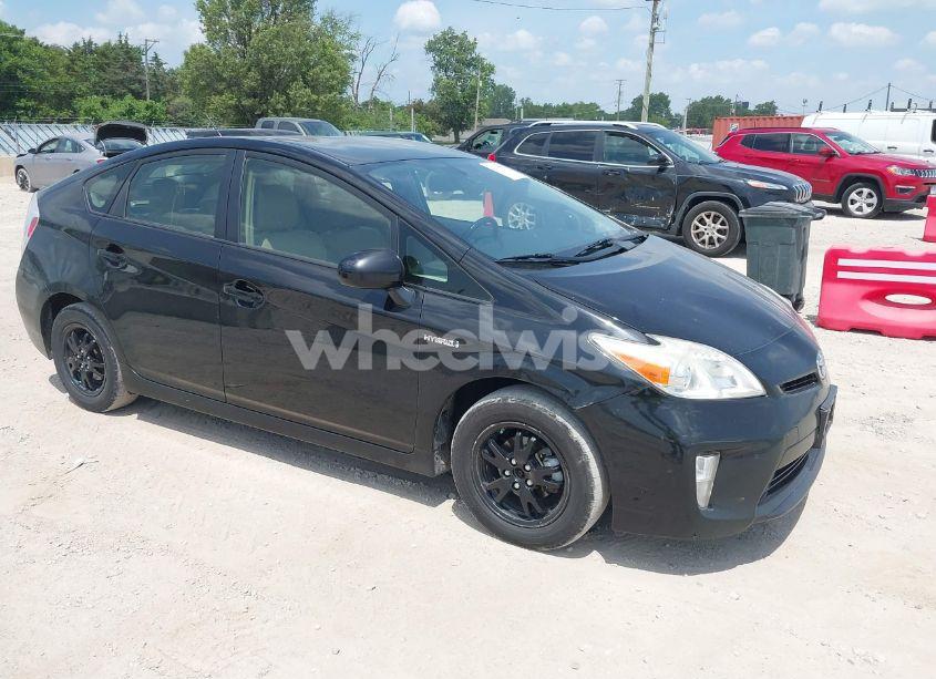 2014 Toyota Prius FOUR (VIN JTDKN3DU0E0384197) main photo