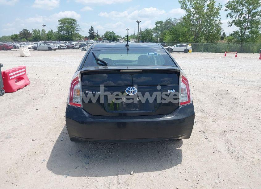 Photo 16 of 2014 Toyota Prius FOUR (VIN JTDKN3DU0E0384197)