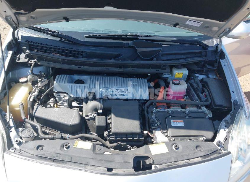 Photo 10 of 2014 Toyota Prius TWO (VIN JTDKN3DU0E0385446)