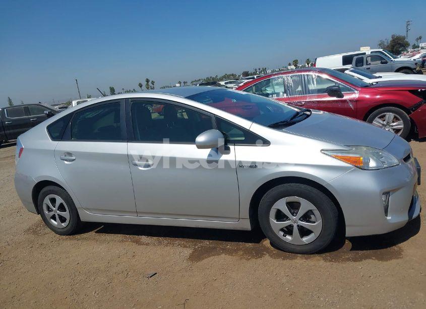 Photo 13 of 2014 Toyota Prius TWO (VIN JTDKN3DU0E0385446)