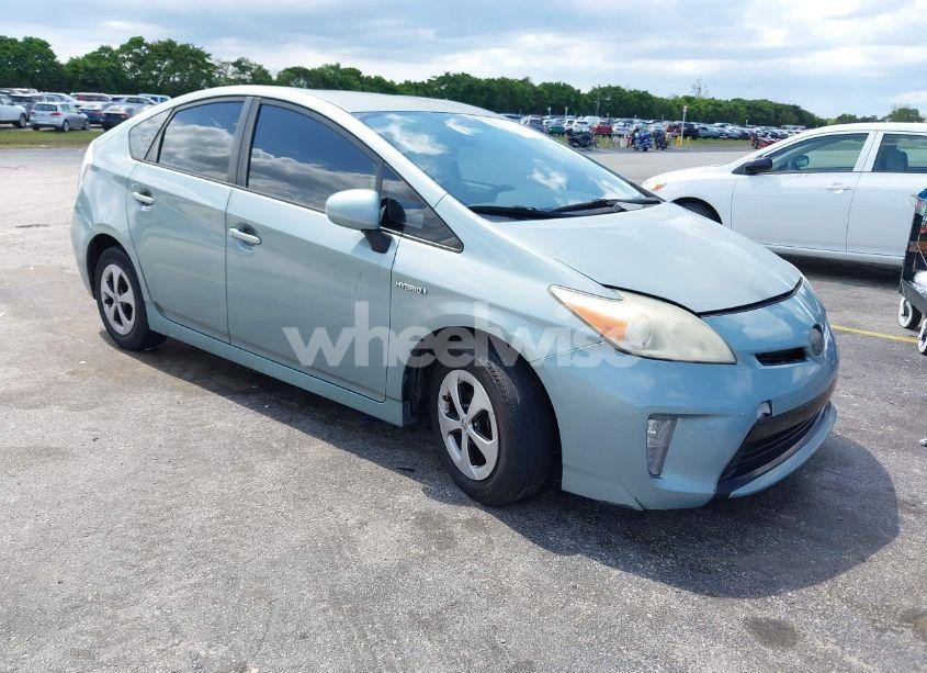 2014 Toyota Prius THREE (VIN JTDKN3DU0E1809296) main photo