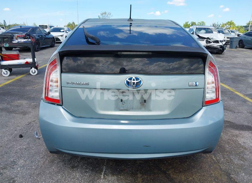 Photo 16 of 2014 Toyota Prius THREE (VIN JTDKN3DU0E1809296)