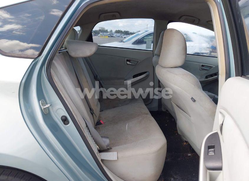 Photo 8 of 2014 Toyota Prius THREE (VIN JTDKN3DU0E1809296)