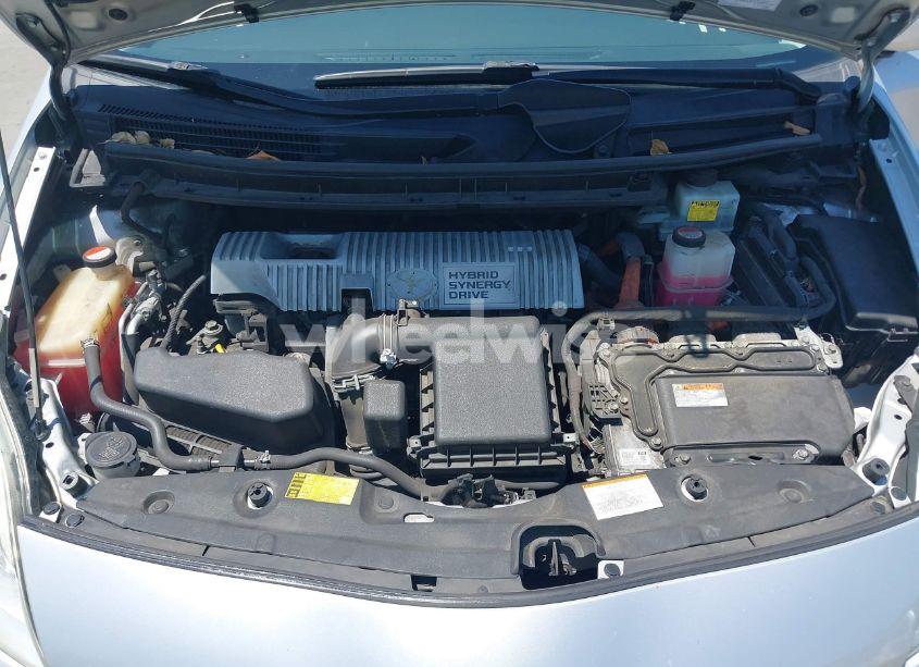 Photo 10 of 2015 Toyota Prius TWO (VIN JTDKN3DU0F0415952)