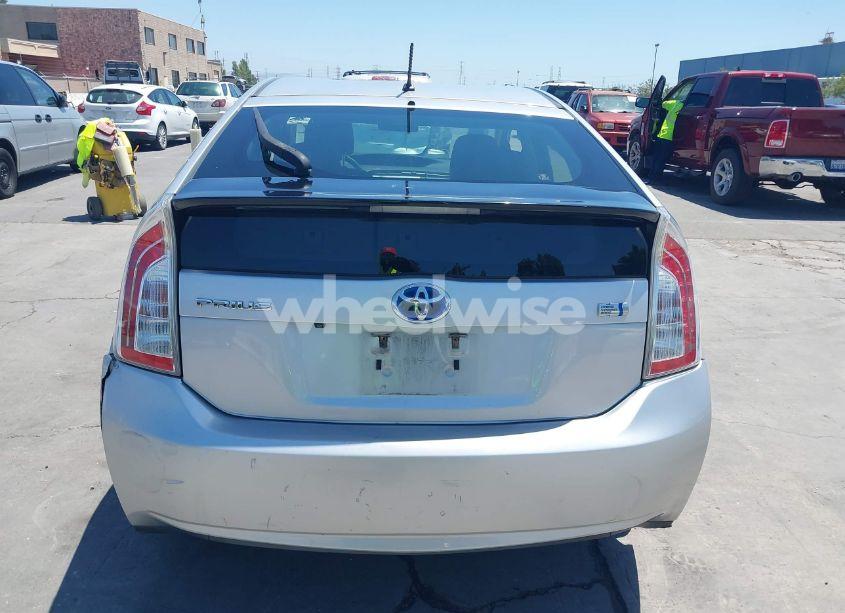 Photo 16 of 2015 Toyota Prius TWO (VIN JTDKN3DU0F0415952)