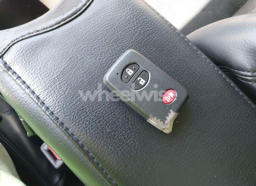 Photo 11 of 2015 Toyota Prius TWO (VIN JTDKN3DU0F0417331)