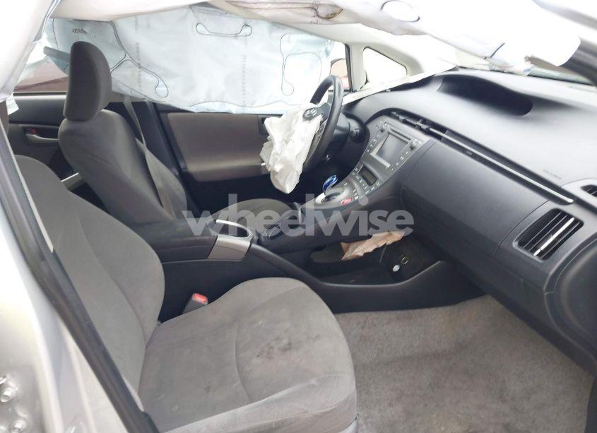 Photo 5 of 2015 Toyota Prius (VIN JTDKN3DU0F0437286)