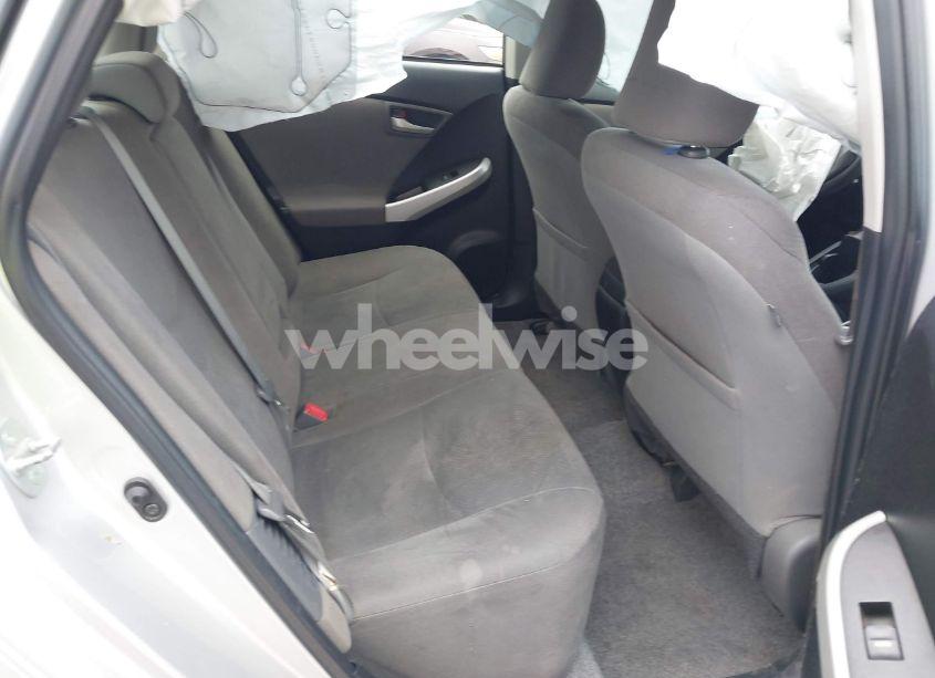 Photo 8 of 2015 Toyota Prius (VIN JTDKN3DU0F0437286)