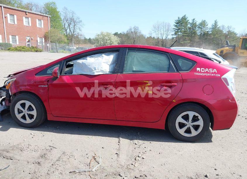 Photo 14 of 2015 Toyota Prius FOUR (VIN JTDKN3DU0F0445310)